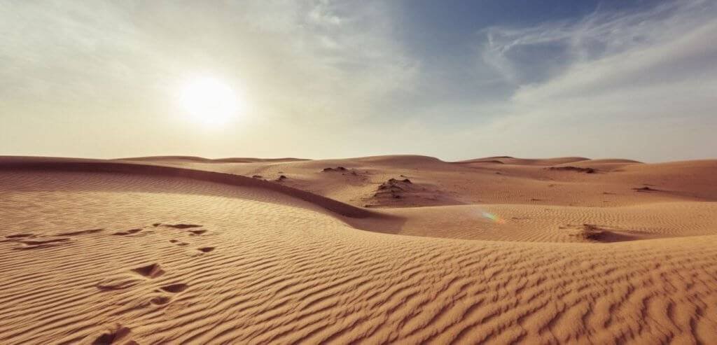 Hot & Dry Temperatures (Desert)